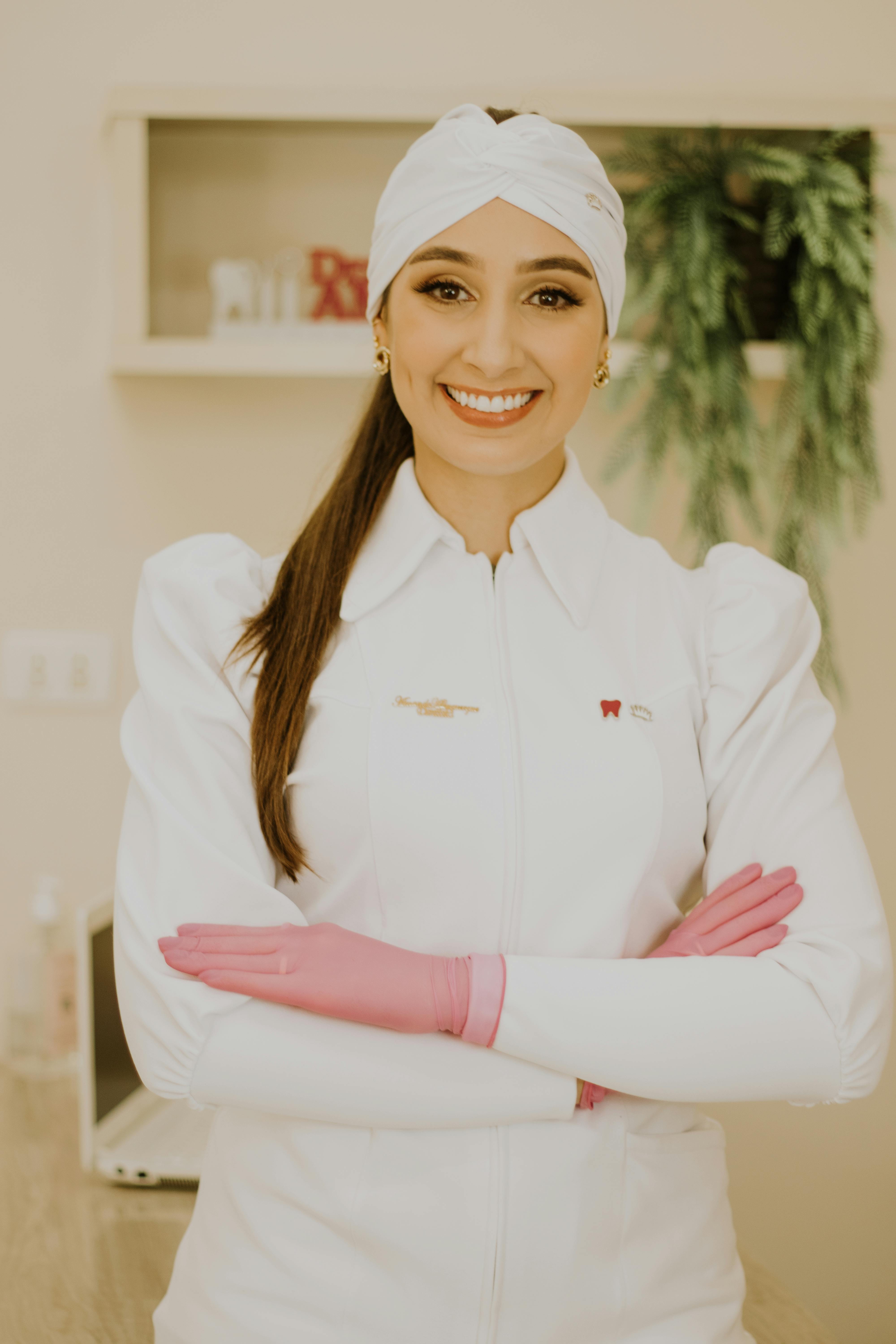 热度榜缩略图：午夜城市剪影图